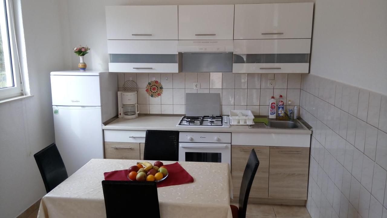 Apartments Tinka Grebaštica Eksteriør bilde