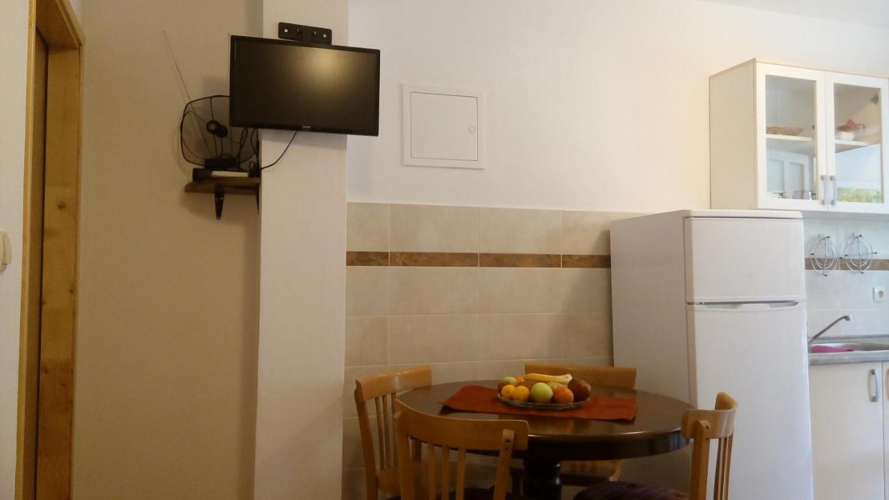 Apartments Tinka Grebaštica Eksteriør bilde